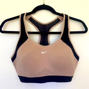 Nike Dri Fit Nude Sculpt Motion Adapt High Support Sports Bra Size Medium